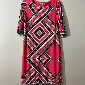 Cute pink, fitted but flowy dress